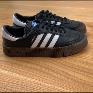 Adidas platform Samba. Women’s size 7